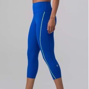 Lululemon Chase Me Crop SW* Jet Stream / Zippy Green size 4